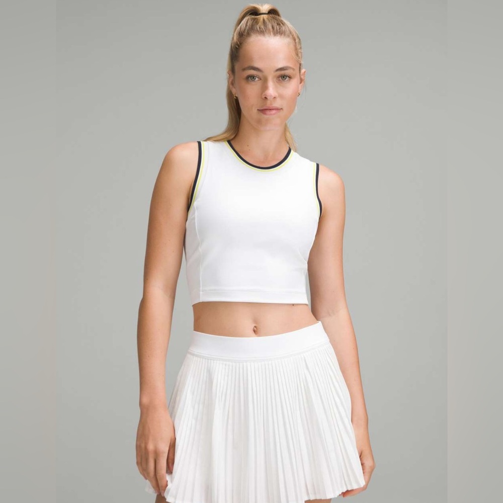 Lululemon Varsity Scoop-Neck Cropped Tennis Tank Top NWT B/C Cup in White & Navy